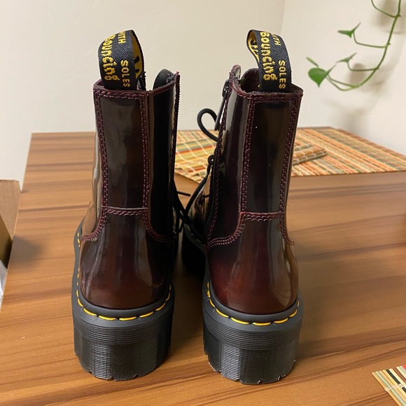 SOLD - Picture 5 of 9